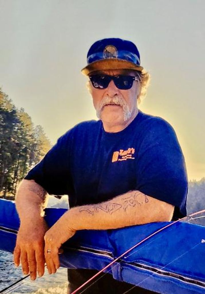 Christopher Bradfute Profile Photo