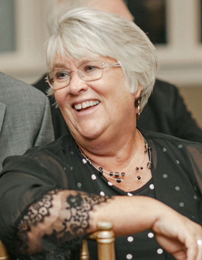 Donna Armstrong Profile Photo
