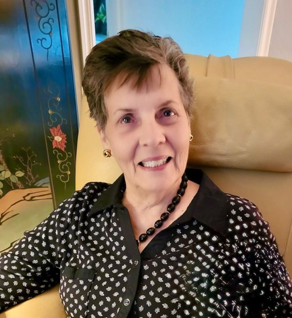 Suzanne Faye Heiderich