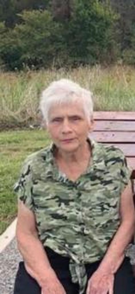 Jewell  Annette Mchughes