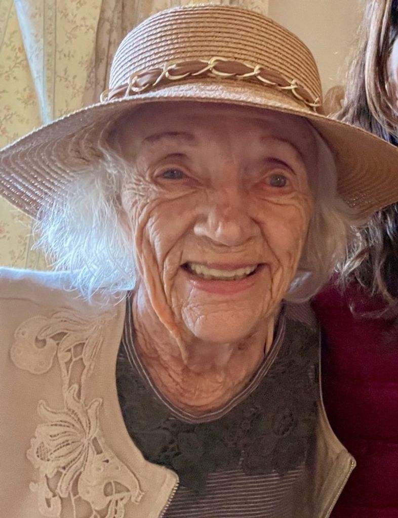 Ellen Hudson Profile Photo