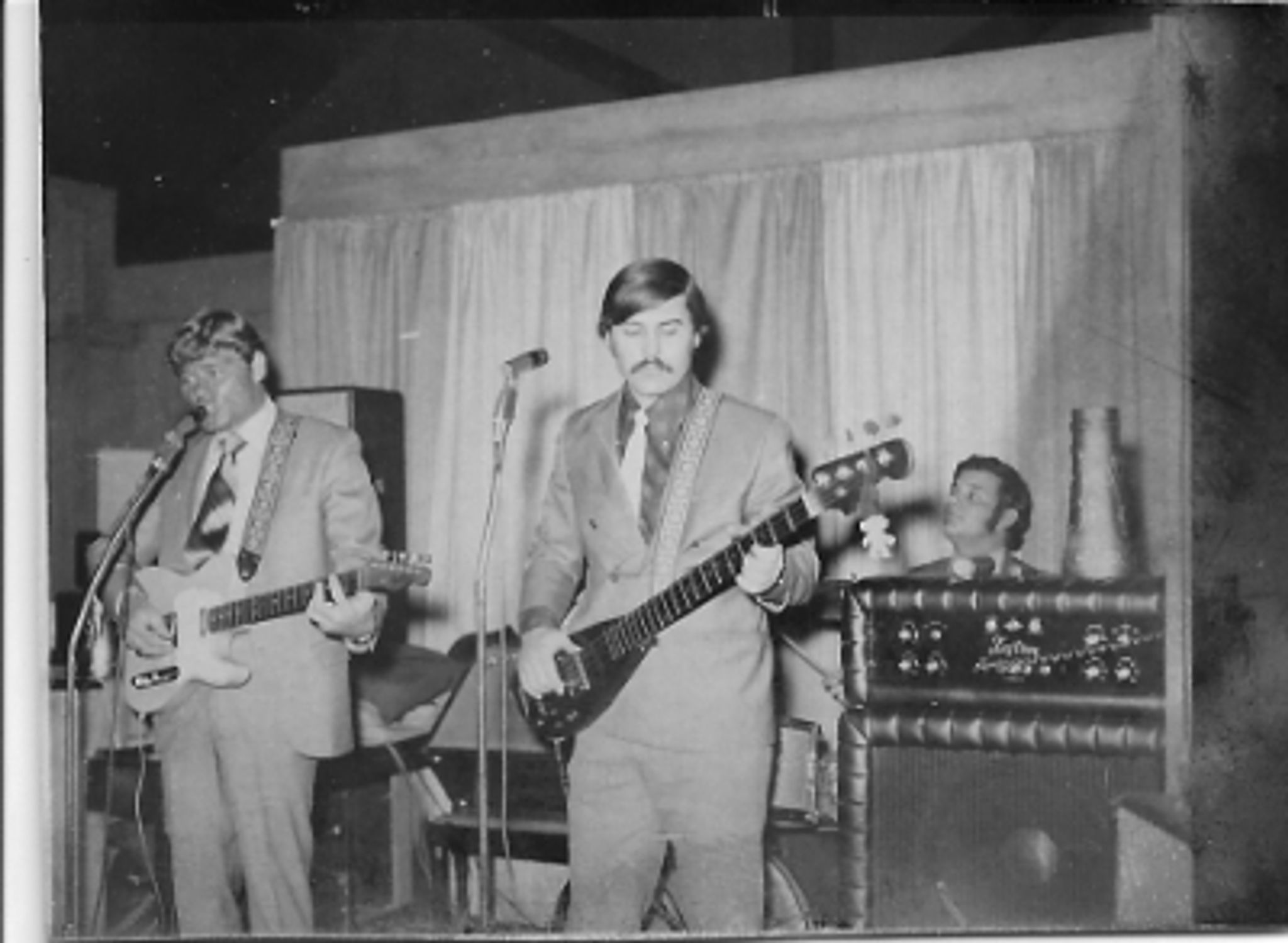 Dennis Zenoni photo gallery image 2 of 7