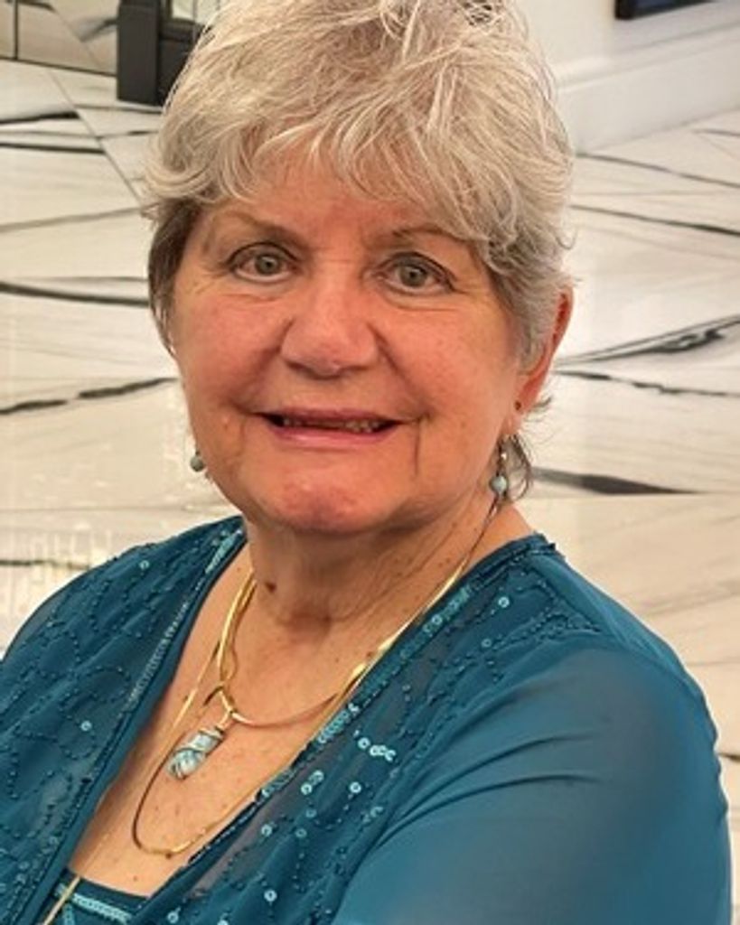 Lenore Lorlite Wessel Ford Profile Photo