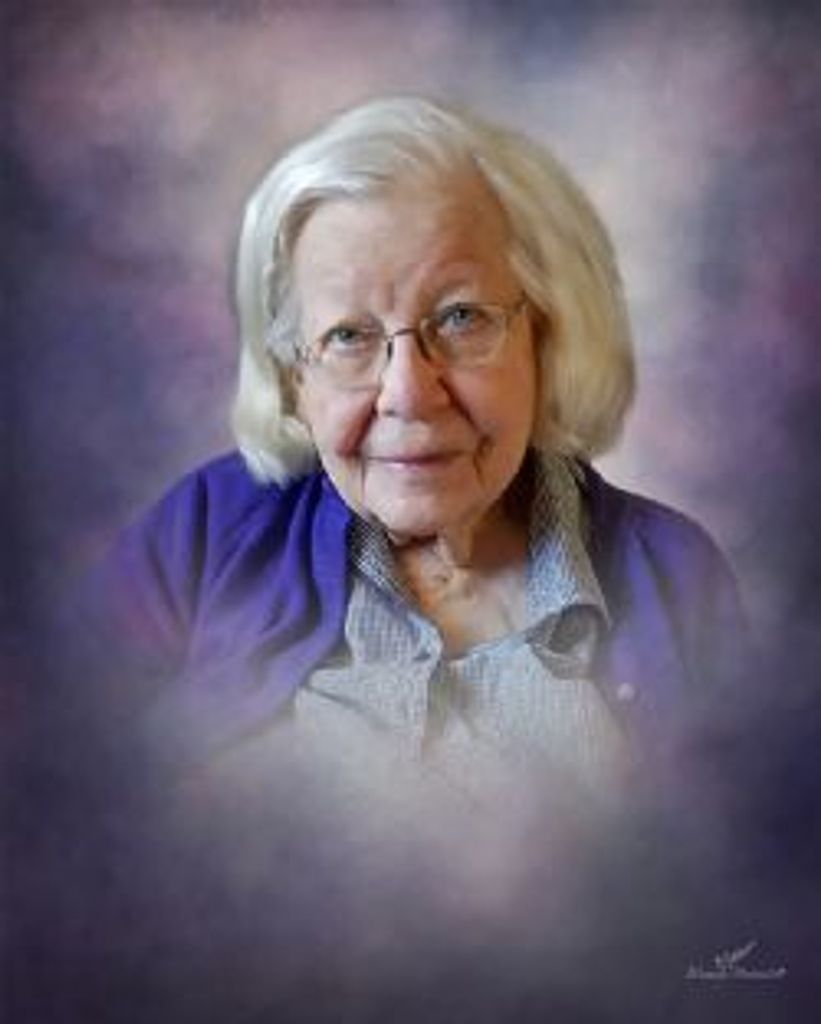 Nina Clay