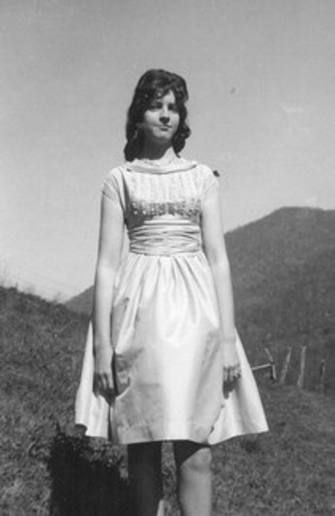 Sylvia Sue (Yelton)  Buchanan Profile Photo