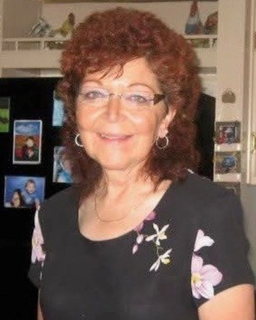 Doris "Doree" E Klaus