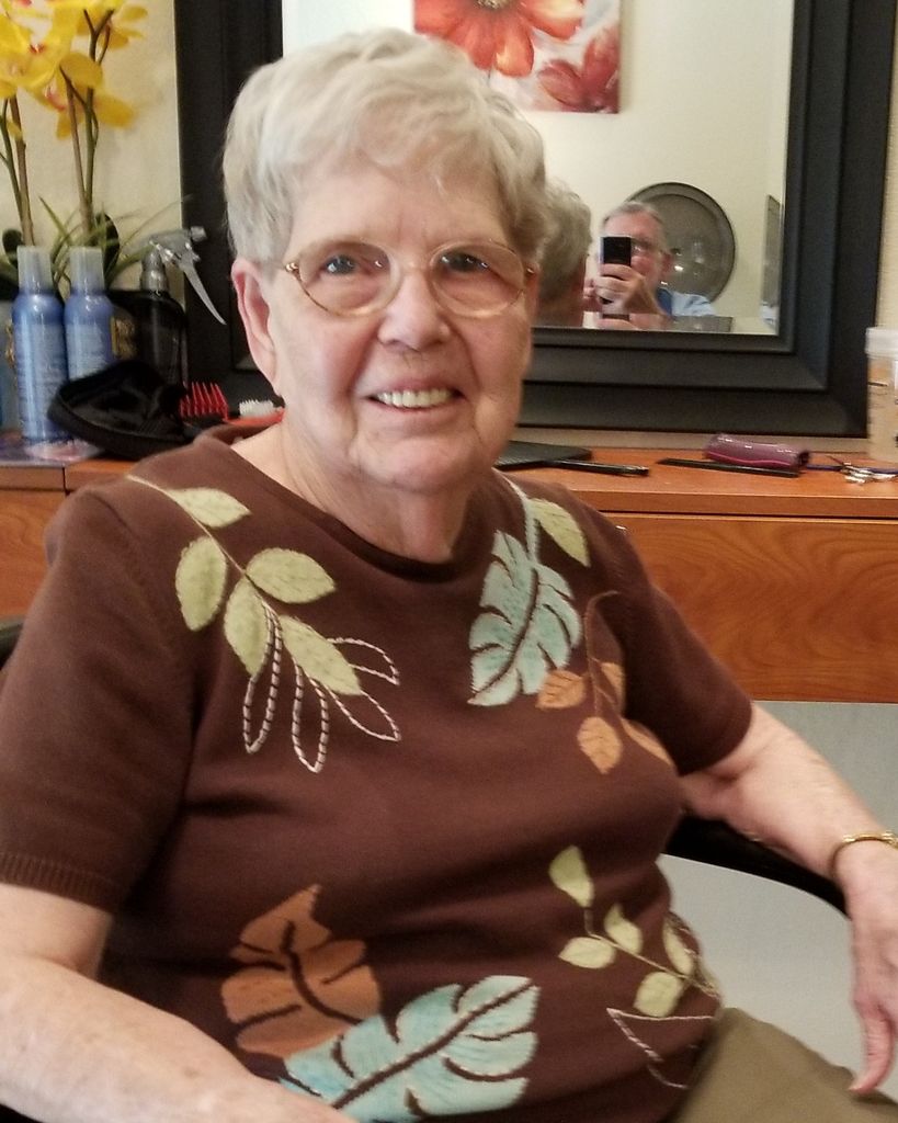 Joan Graves Moore Profile Photo