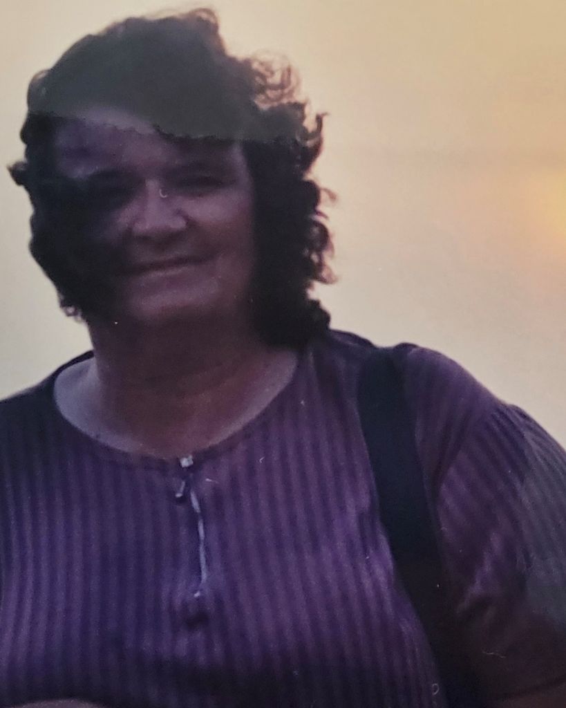 Marilyn Lewis Profile Photo