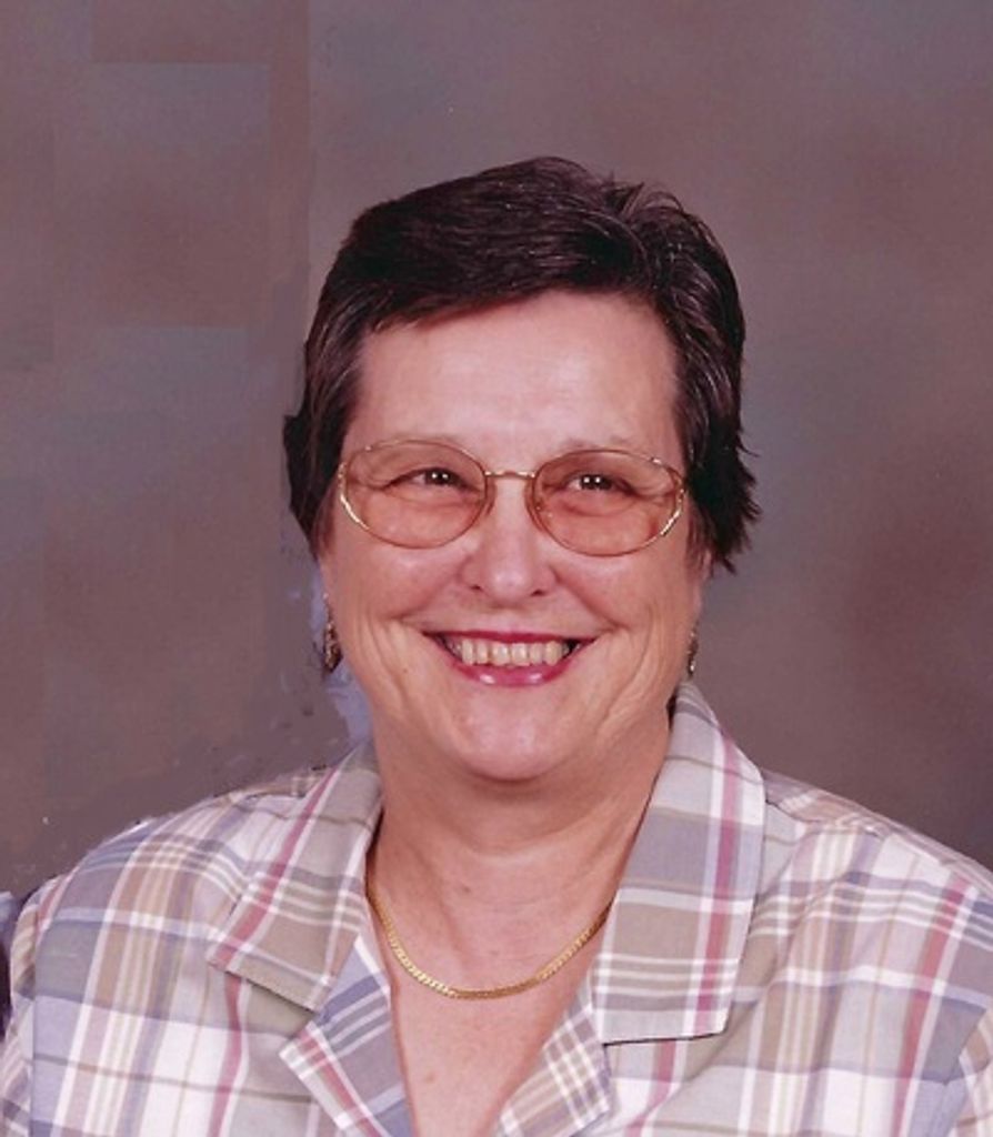 Verna Mae Houy Profile Photo