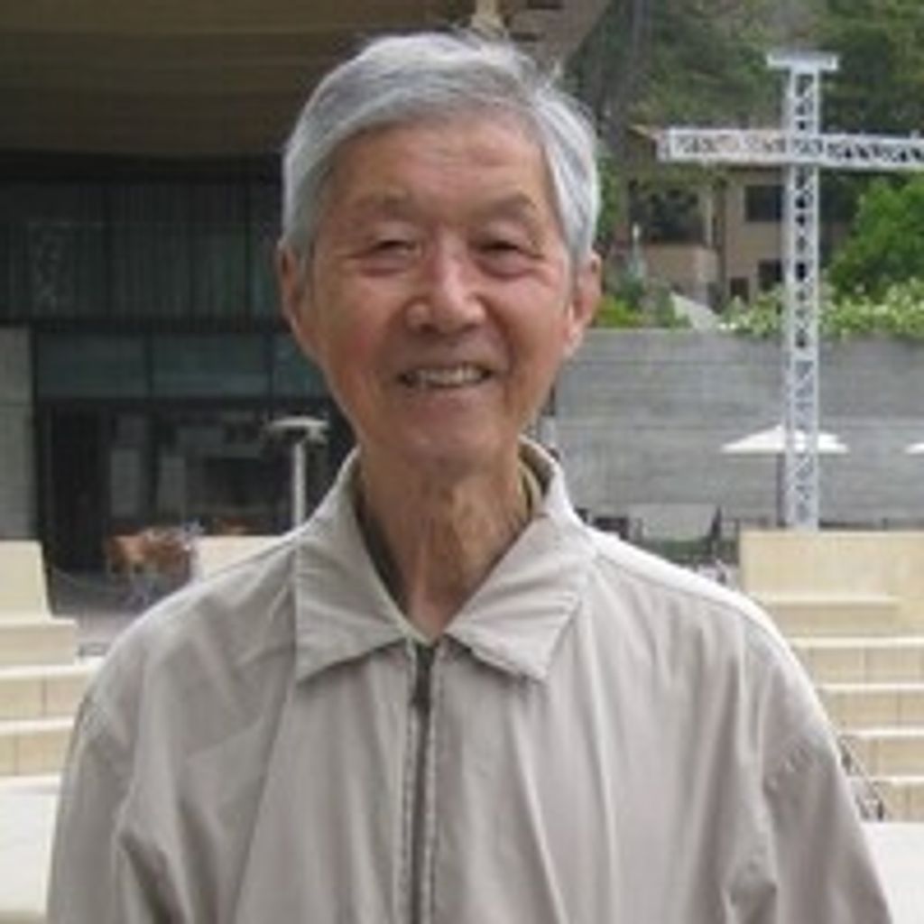 Wenhui Wang