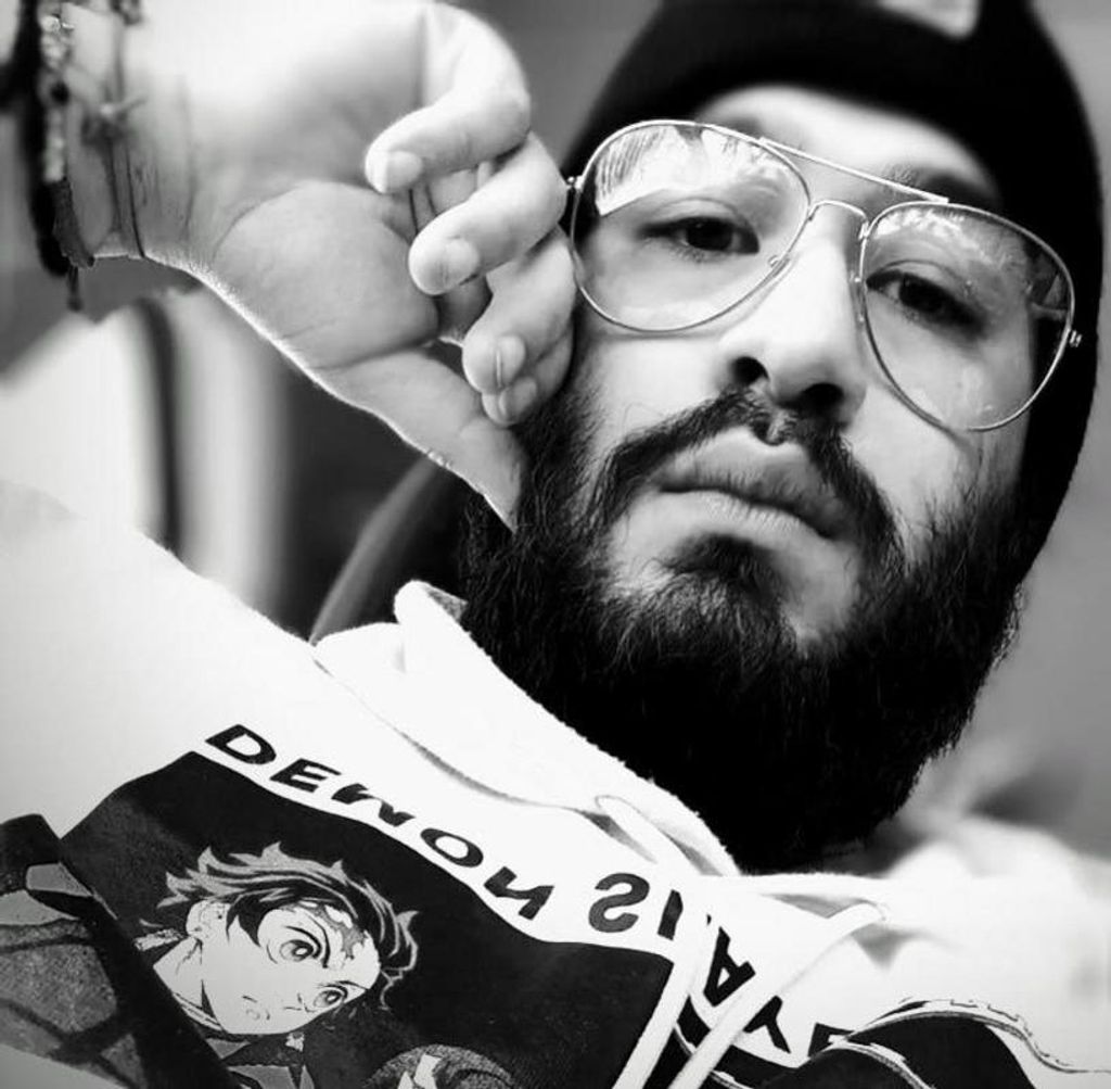 Adam Hernandez Profile Photo