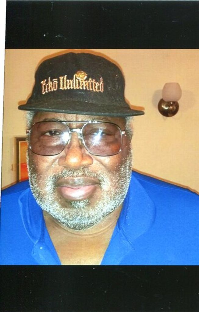 Charles Lynwood Dangerfield Profile Photo