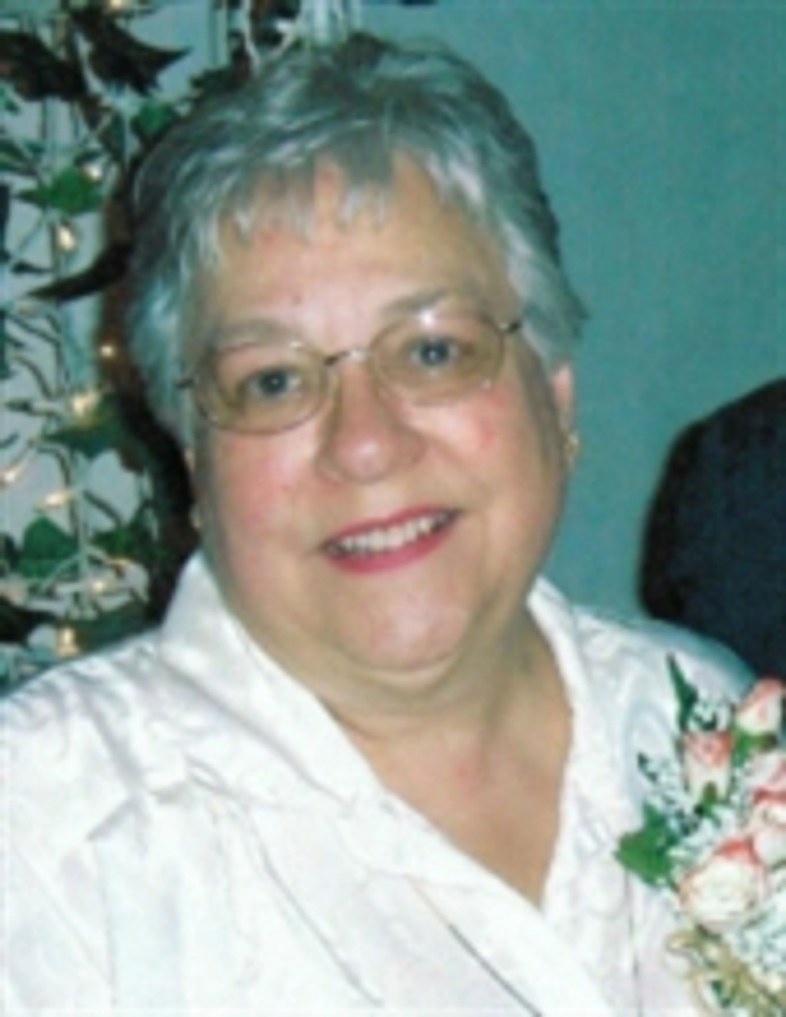 Helen E. Bastian photo gallery image 1 of 2