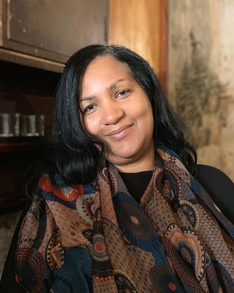 Roxanne Davis Profile Photo