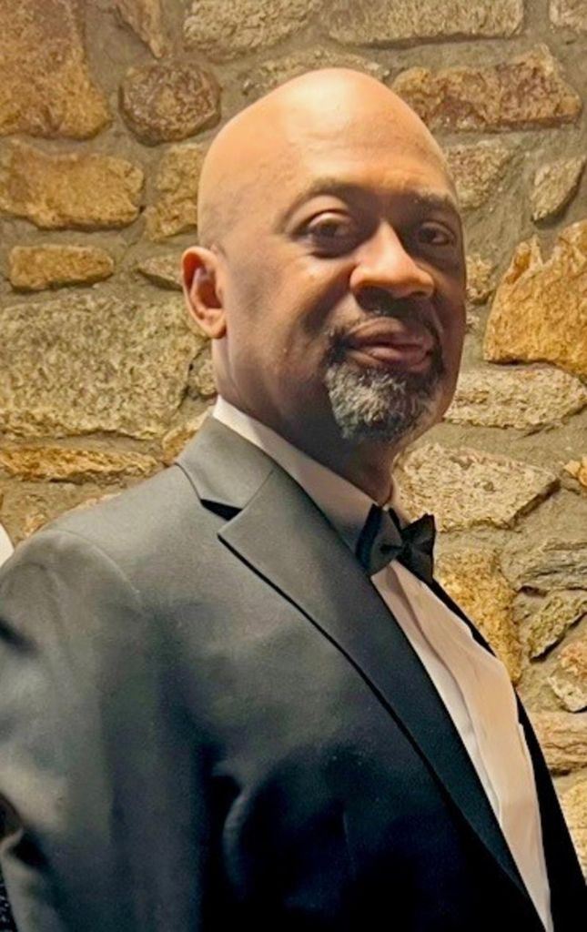 Carlos Antwoine Ellerby Profile Photo