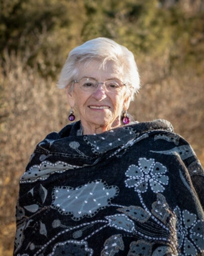 Donna Mae Lenz-Cote Profile Photo