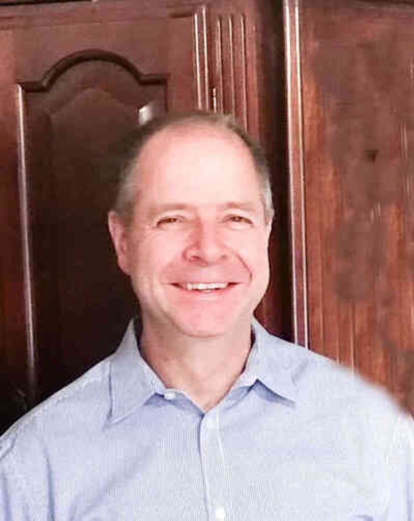 Brett Dave Russell Profile Photo