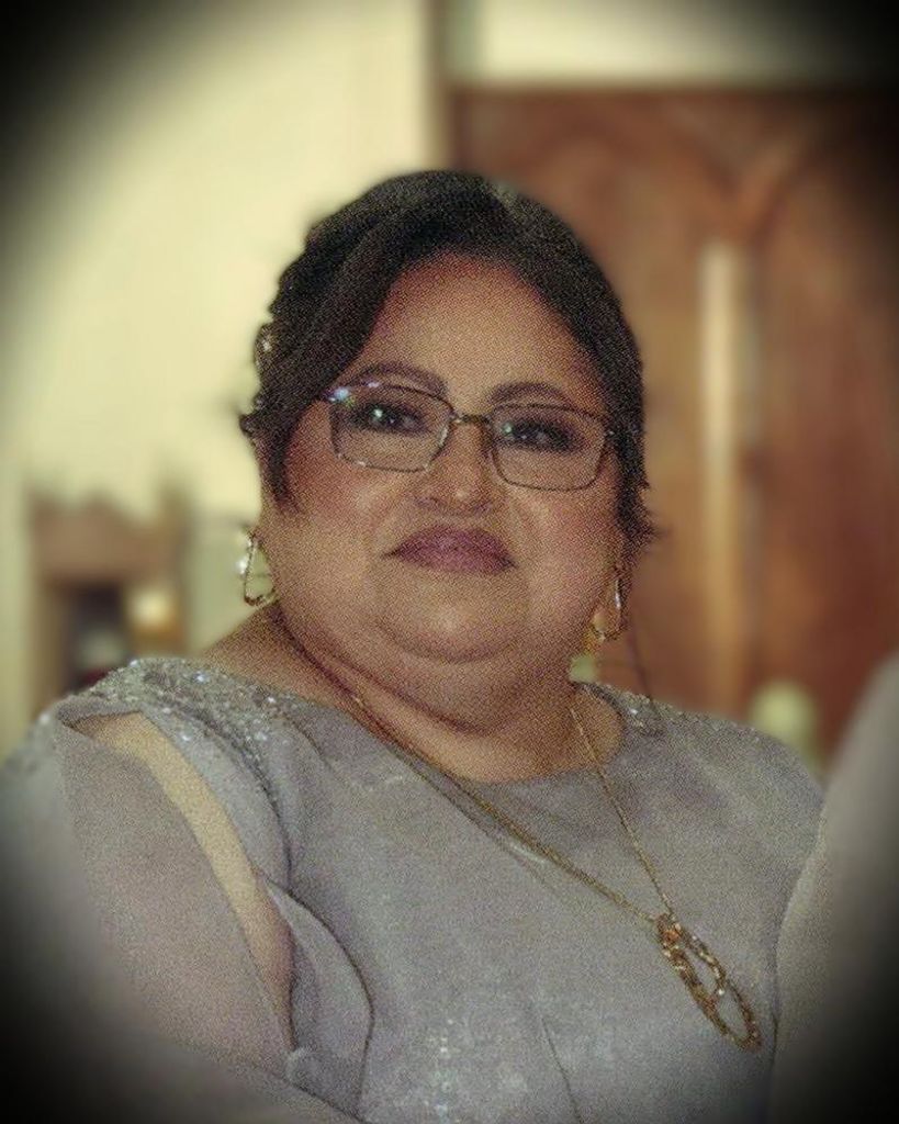 Luz Maria Perez-Perez