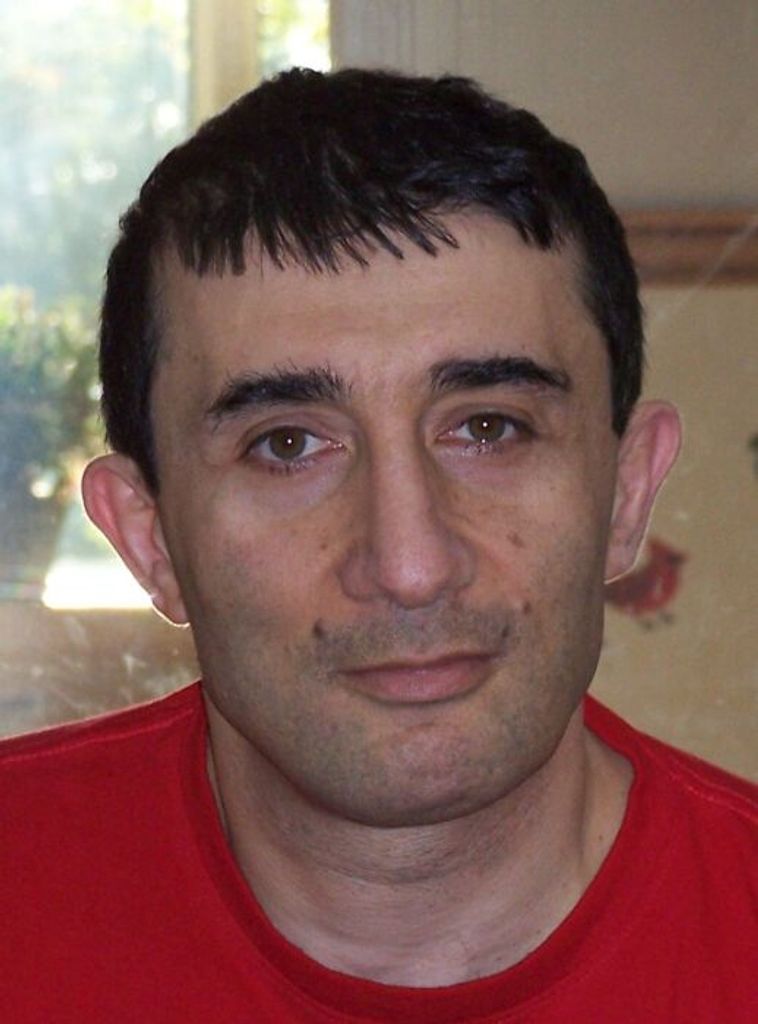 Hossein Davoodi