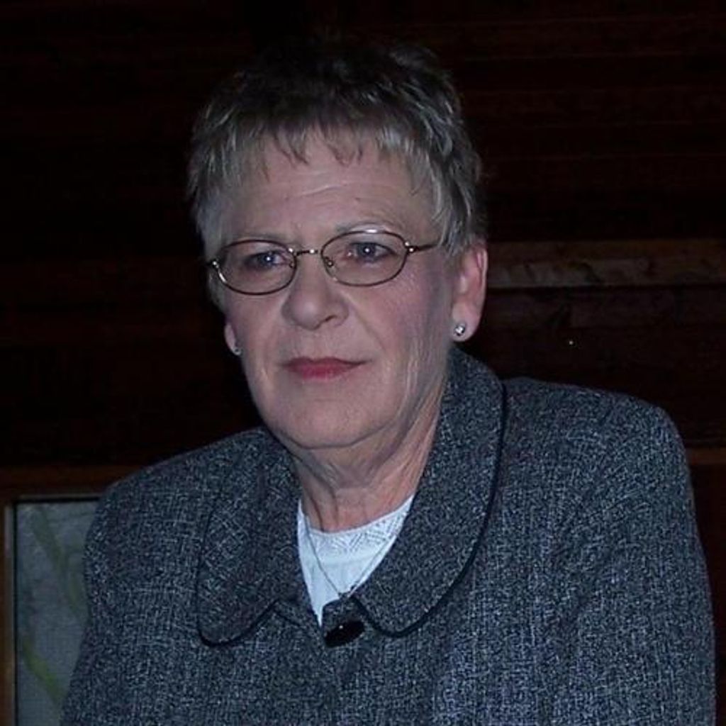 Elaine Ruth Glowacki