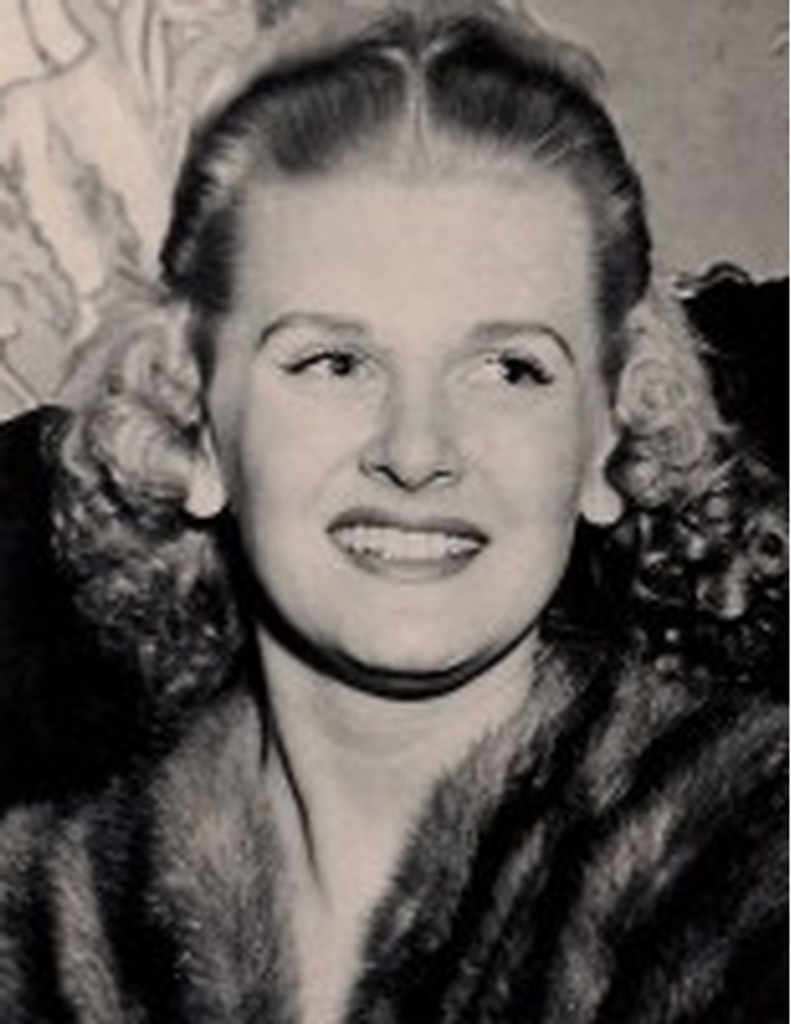 Maggie  Lee Ripa
