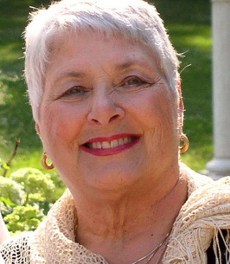 Lois Cavaliere
