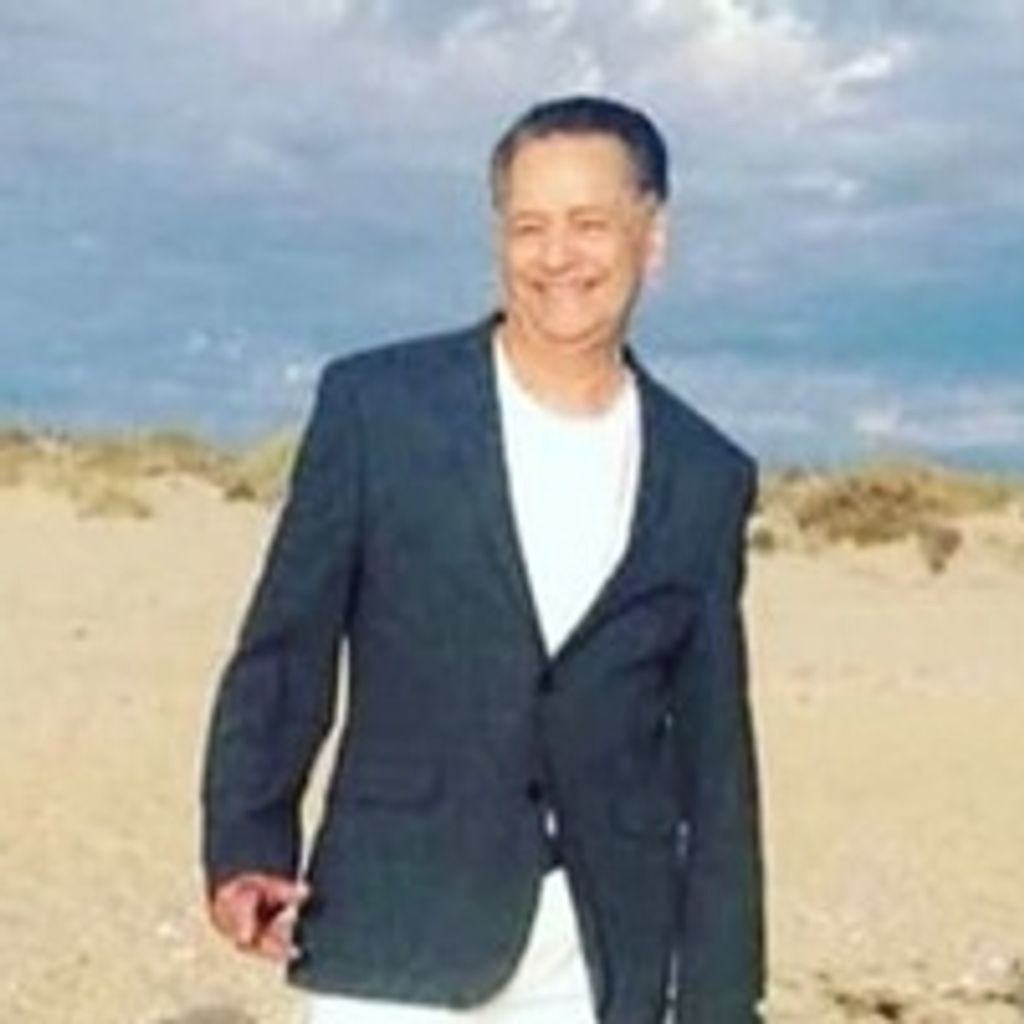Juan Jose Flores Pino