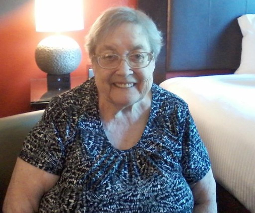 Connie Bondelli Profile Photo