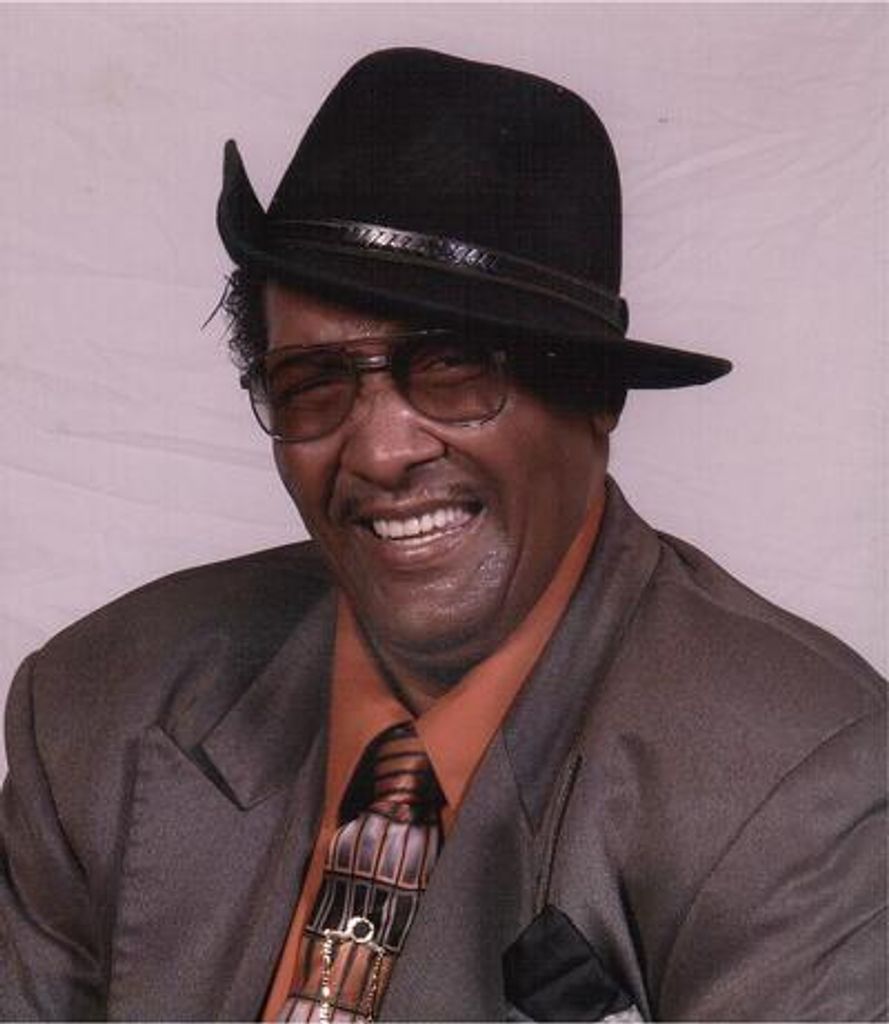 Rev. Arius Hurt Profile Photo