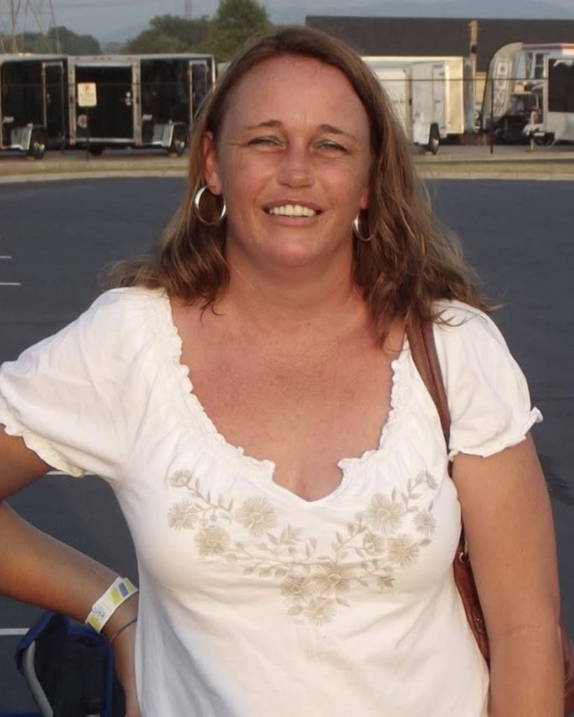 Angela "Angie" Kylene Lyle