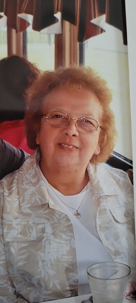 Ruth Ann Nettles Profile Photo
