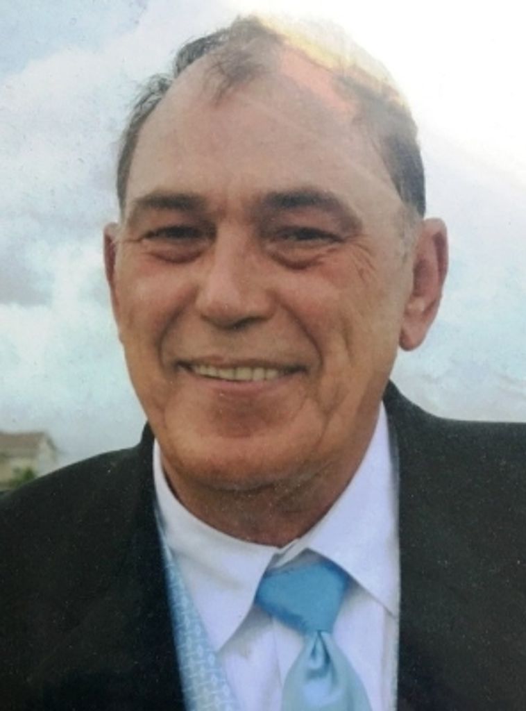 Robert Richmond Devries