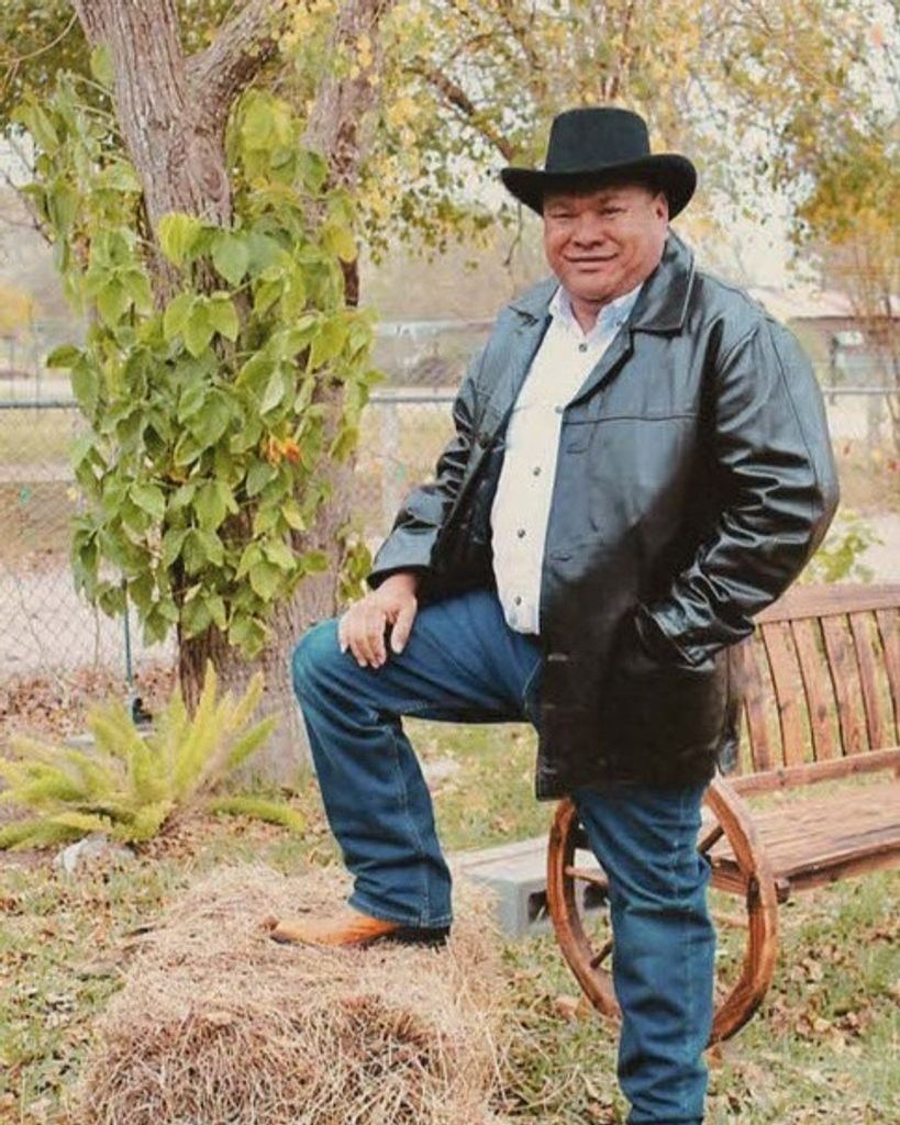 Juan Gabriel Sandoval Profile Photo