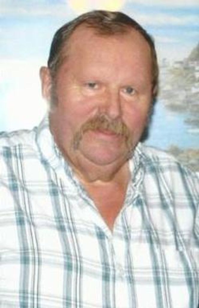 Thomas Easton Profile Photo