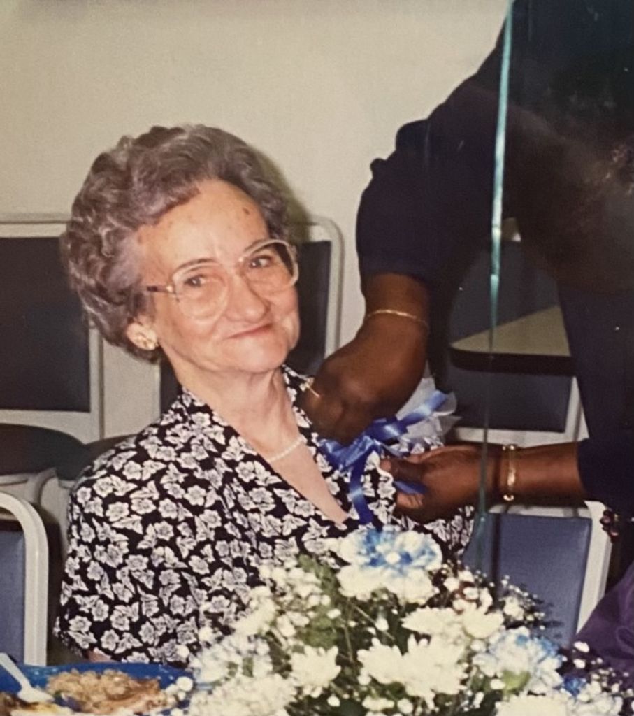 Gladys R. Johnson Profile Photo