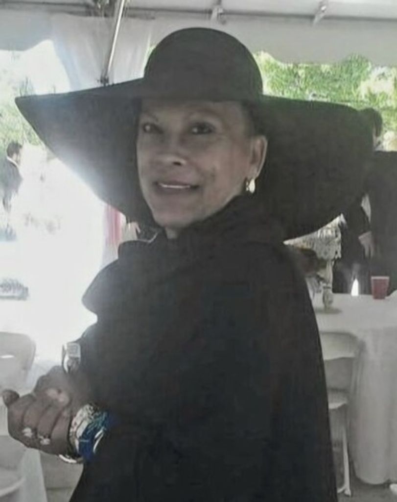 Angela Evangeline Edwards-Woods Profile Photo