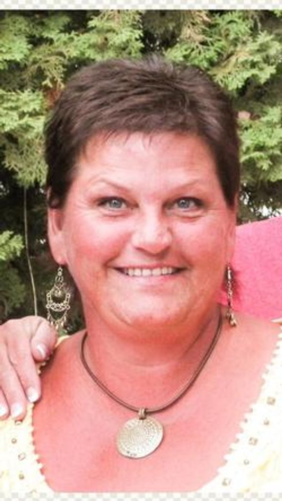Kellie L. (Hjelden) Elverud Profile Photo