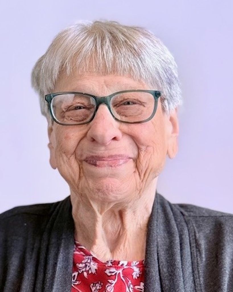 Leslie Tolchin Garcia Profile Photo