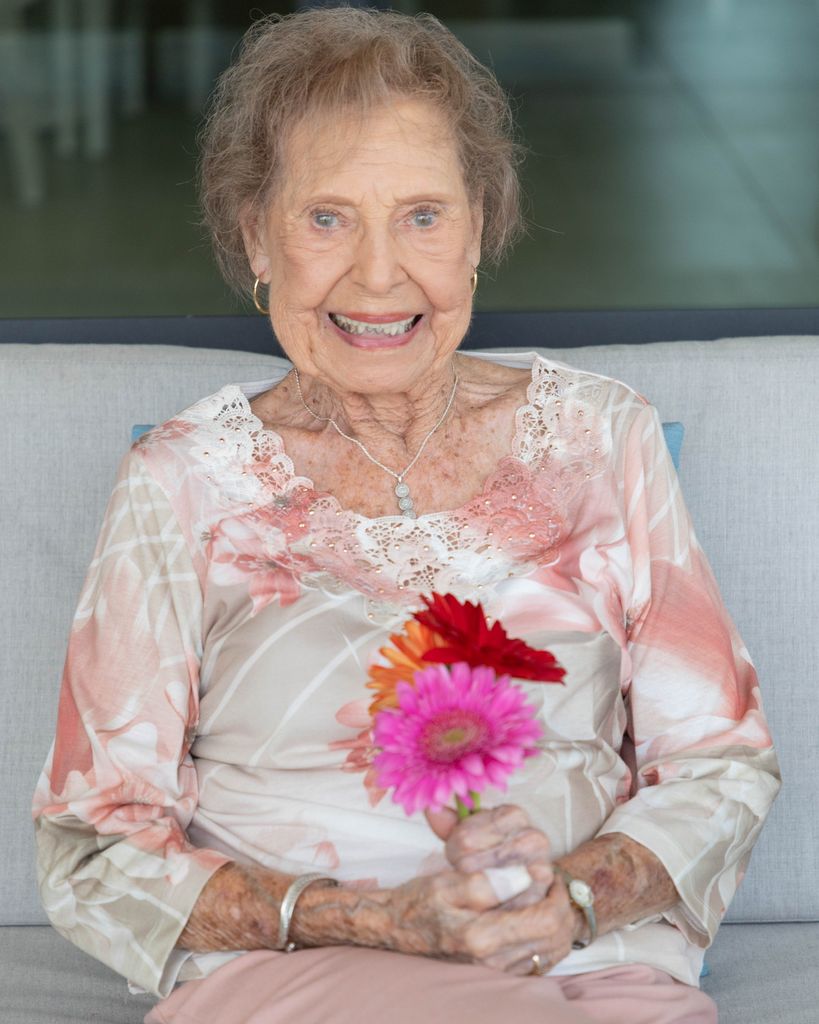 Dolores "Jane" Edwards Profile Photo