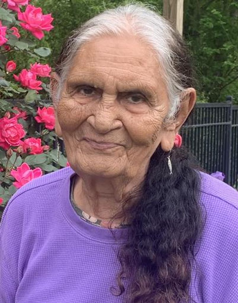 Maria J. Burvato Mascorro Profile Photo