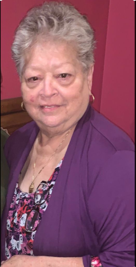 Beatrice Huron Estrada Profile Photo