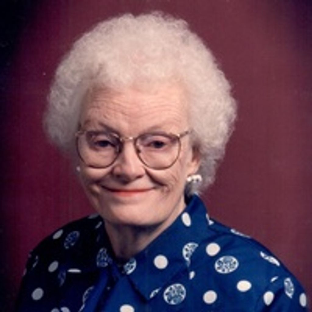 Theda Lindsay Gomez