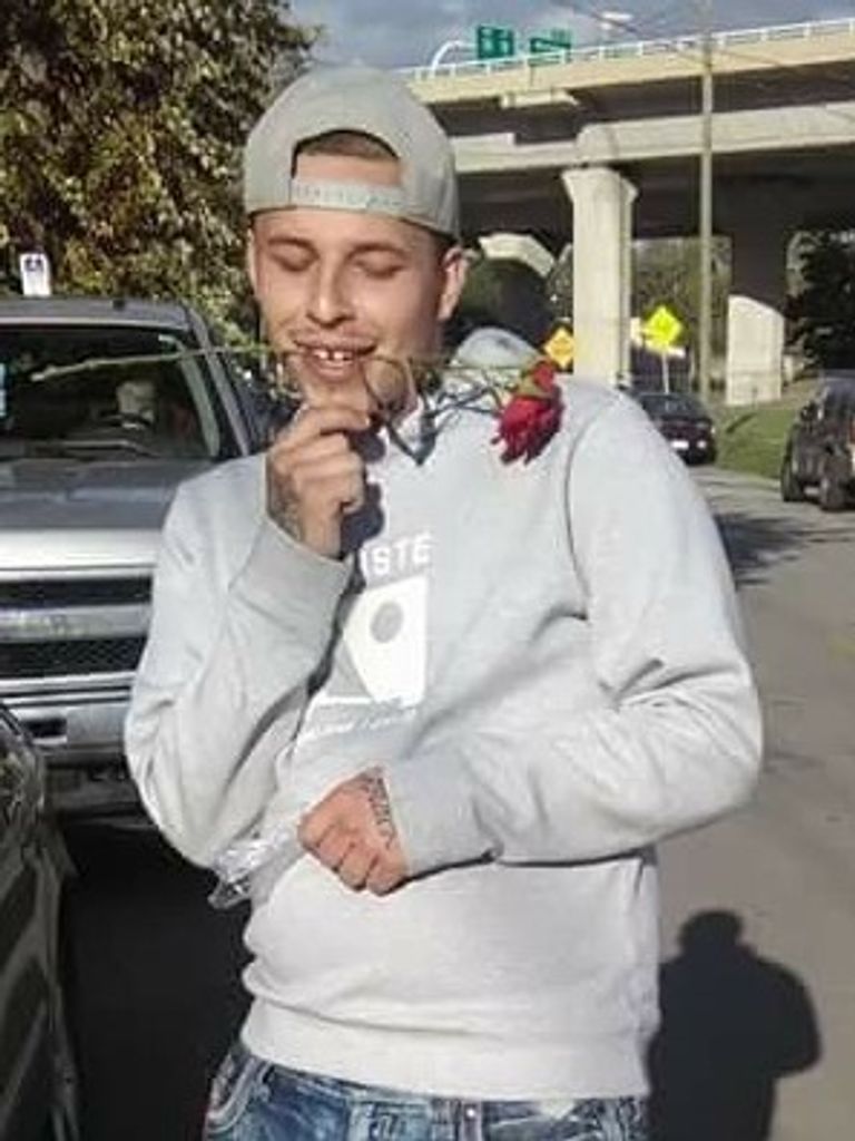 Santiago Dimencio Urbina Rease