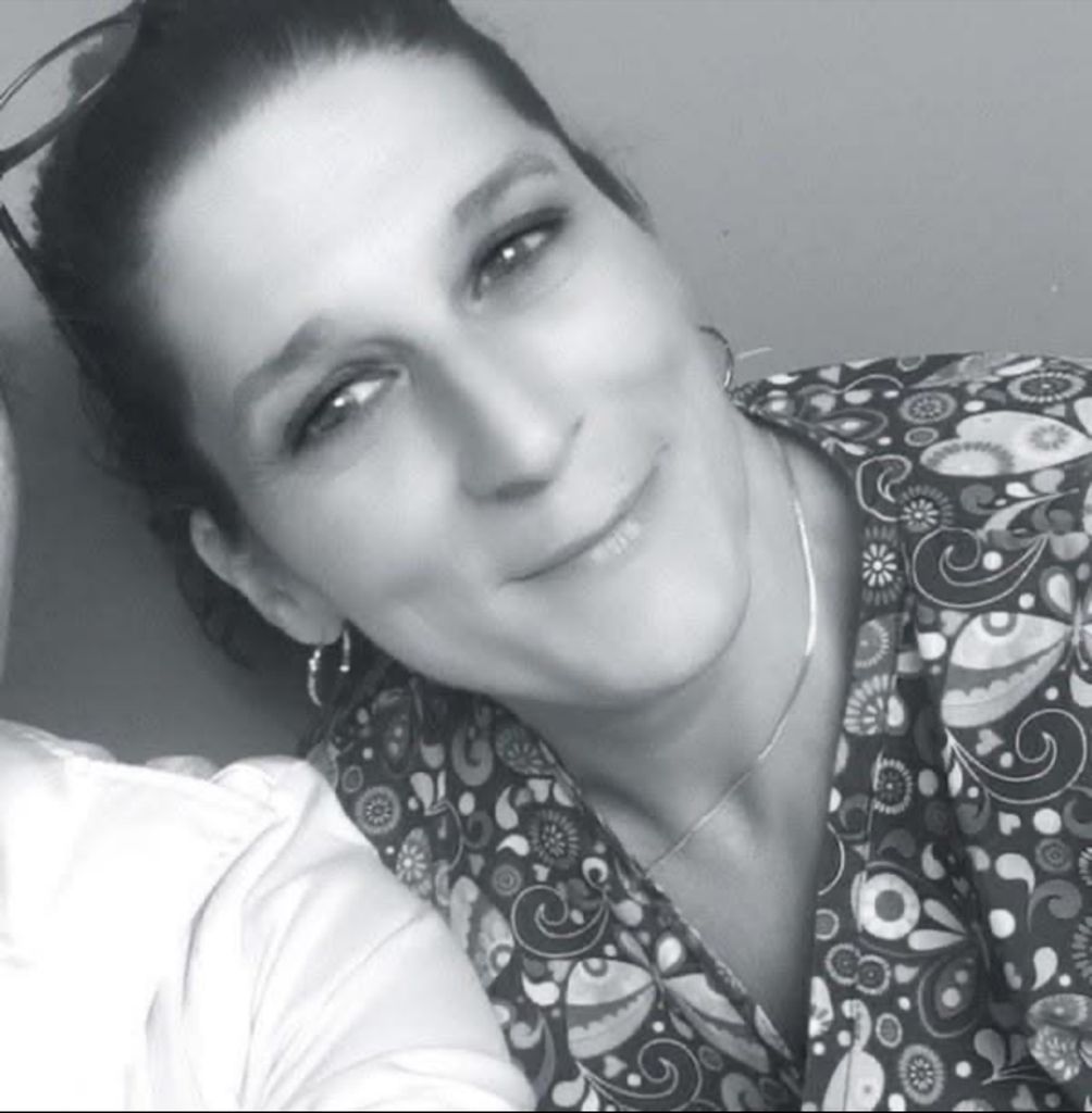 Elizabeth Almeida Profile Photo