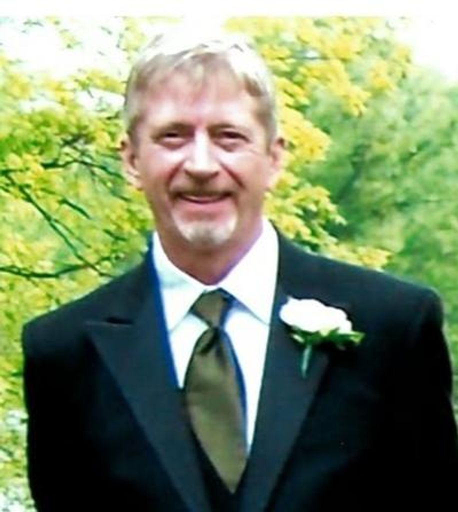 Ricky Ash Profile Photo