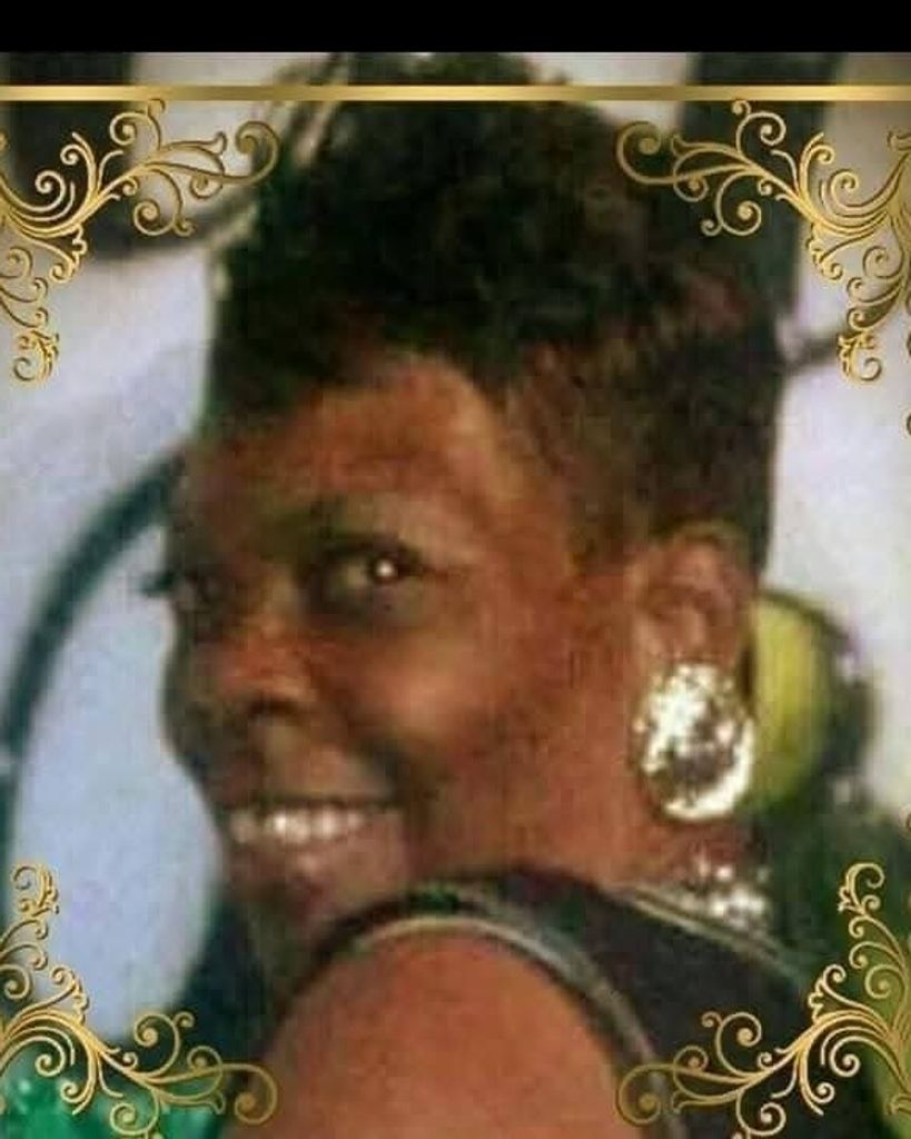 SHELIA LOCKETT