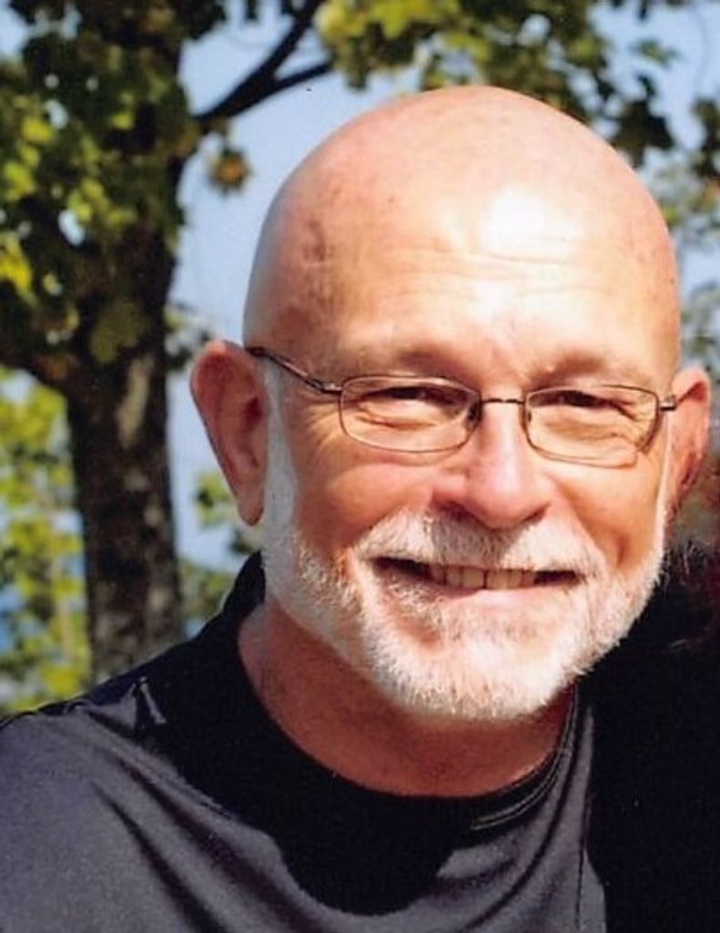 Allen Eldred Giles Profile Photo