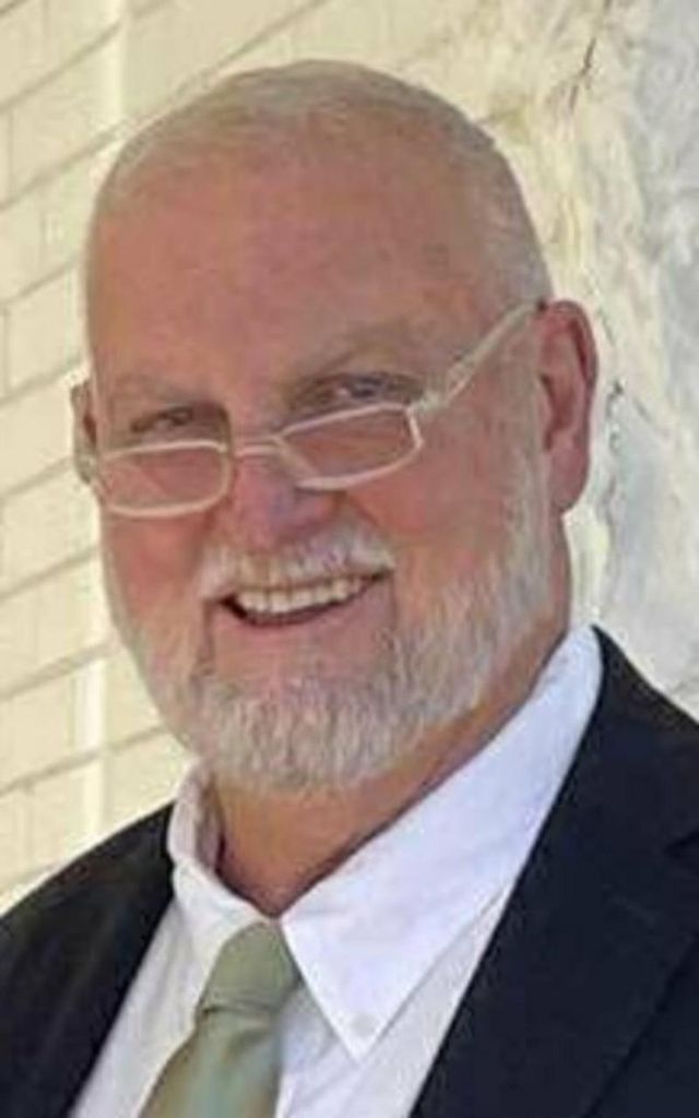 Robert "Bob" John Crechale