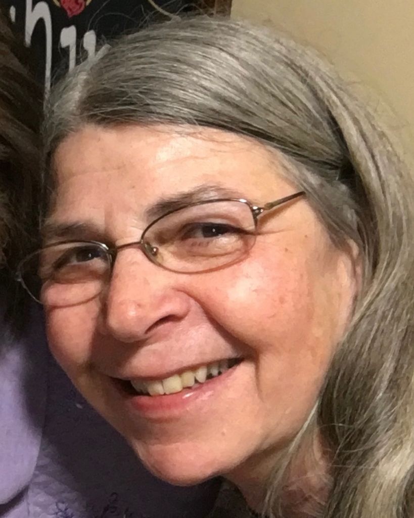 Roxanne E. Roche-Lundstrom Profile Photo