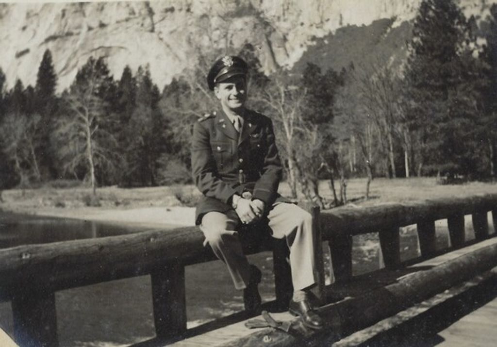 Robert Oscar Mueller, Sr. Profile Photo